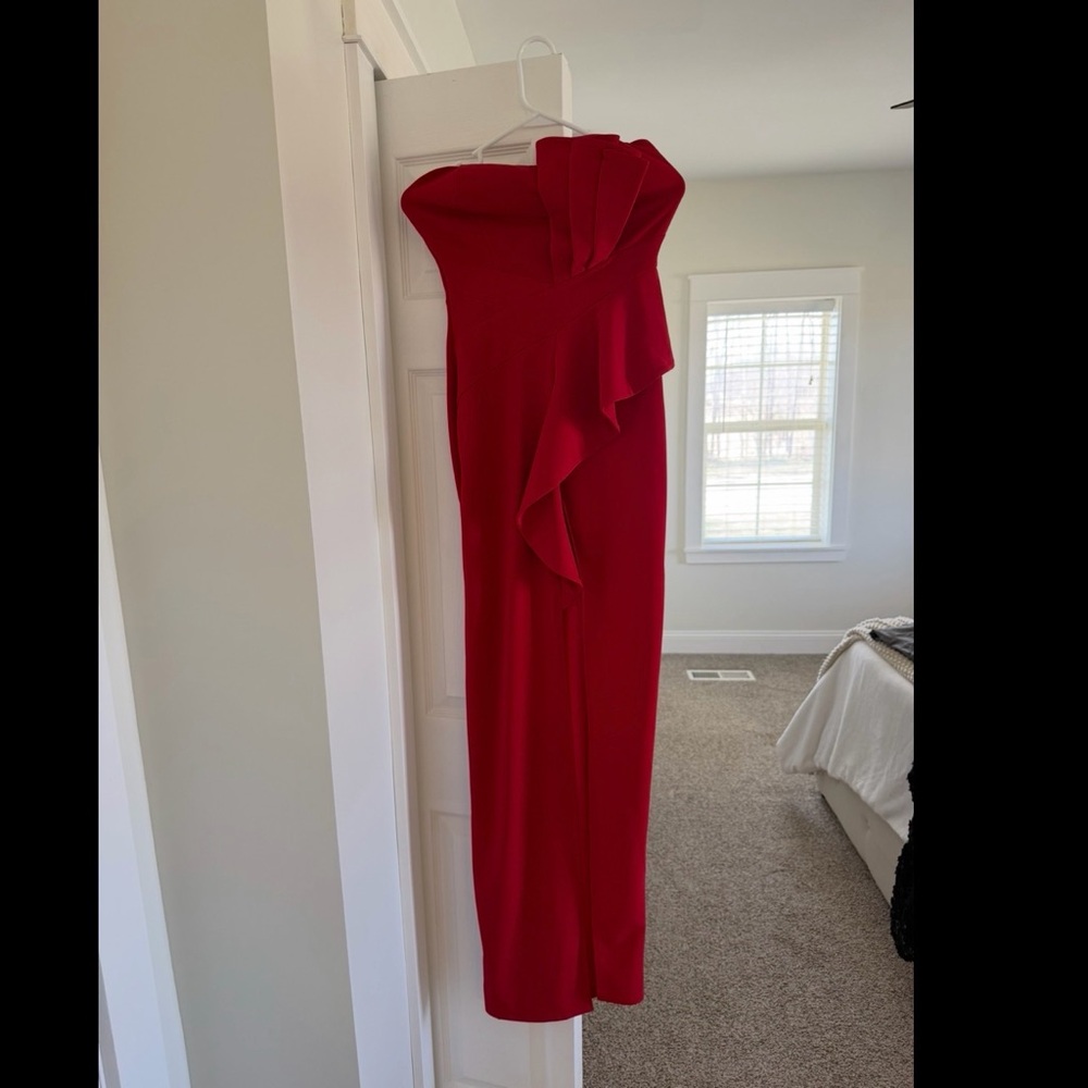 Elegant Red Strapless Dress